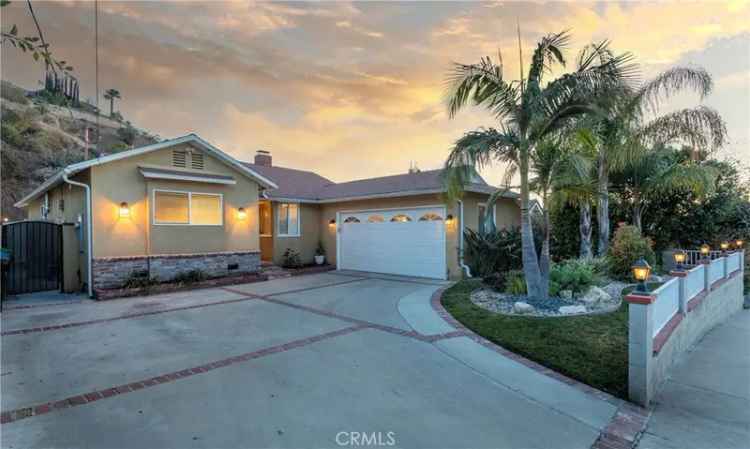 Single-family house For Sale in Los Angeles, California