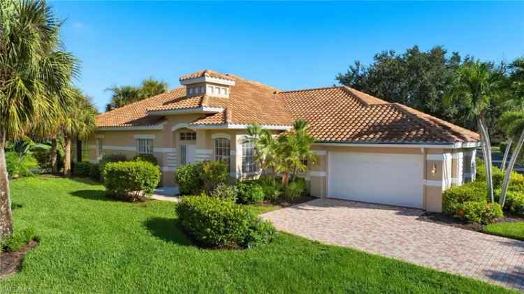 Single-family house For Sale in 25252, Galashields Circle, Bonita Springs, Florida