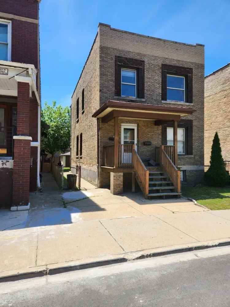 Multi-family house For Sale in 2745, West Belmont Avenue, Chicago, Illinois