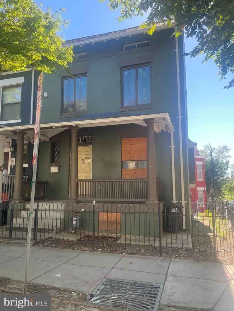 House For Sale in 518, Columbia Road Northwest, Washington, District of Columbia