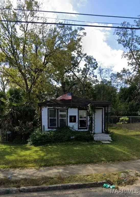 Single-family house For Sale in 700, East Newton Street, Dothan, Alabama