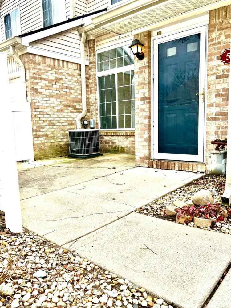 Condo For Sale in 5845, Shipwatch Place, Indianapolis, Indiana