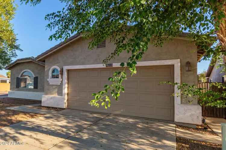 Single-family house For Sale in 7333, West Donner Drive, Phoenix, Arizona