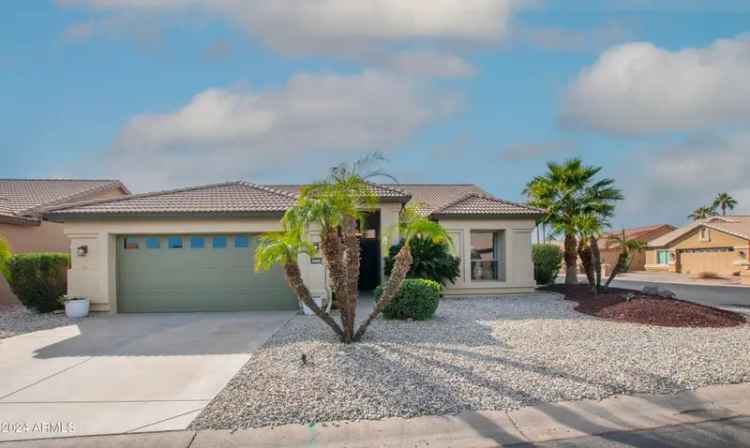 Single-family house For Sale in 14741, West Avalon Drive, Goodyear, Arizona