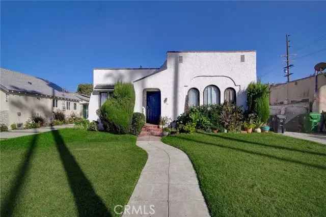 Multi-family house For Sale in Los Angeles, California