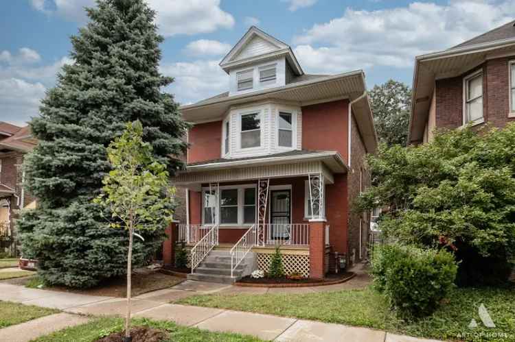 Single-family house For Sale in 2608-2610, East 74th Place, Chicago, Illinois