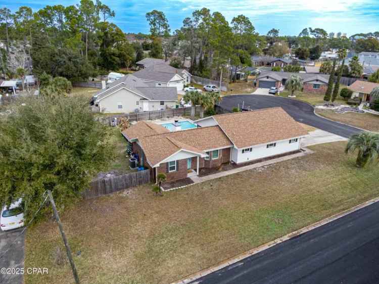 Single-family house For Sale in 357, Greenwood Circle, Panama City Beach, Florida