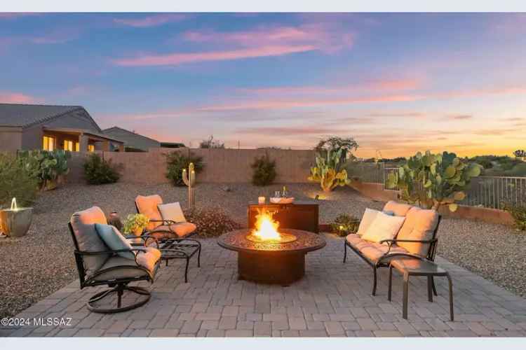 Single-family house For Sale in 11866, North Crescendo Drive, Oro Valley, Arizona