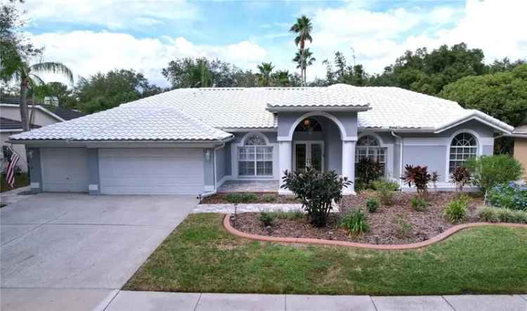 Single-family house For Sale in 9359, Wellington Park Circle, Tampa, Florida