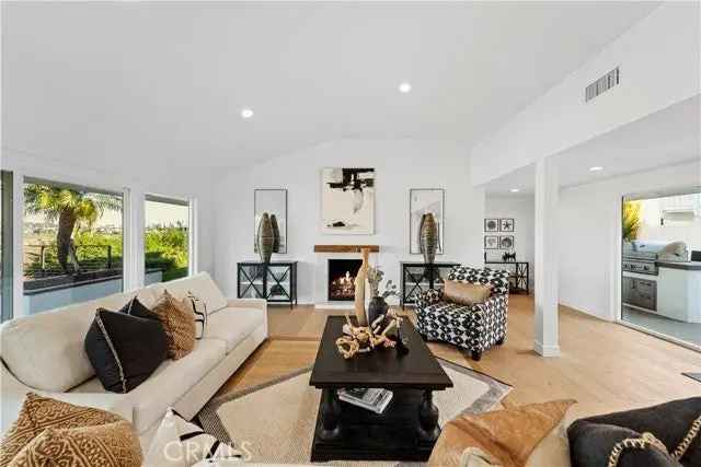 Single-family house For Sale in 1912, Santiago Drive, Newport Beach, California