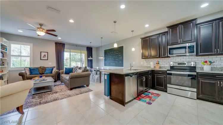 House For Sale in Fort Myers, Florida