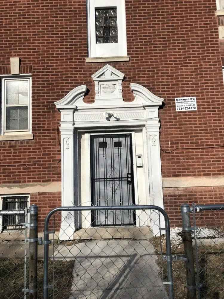 Multi-family house For Sale in 1020, West 68th Street, Chicago, Illinois