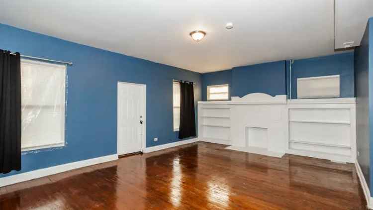 Multi-family house For Sale in 3522, West Jackson Boulevard, Chicago, Illinois