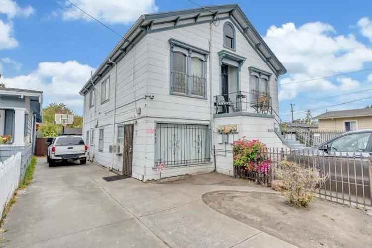 Multi-family house For Sale in 5659, Adeline Street, Oakland, California