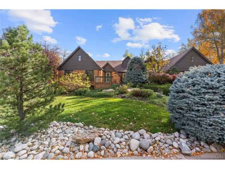 Single-family house For Sale in Greenwood Village, Colorado