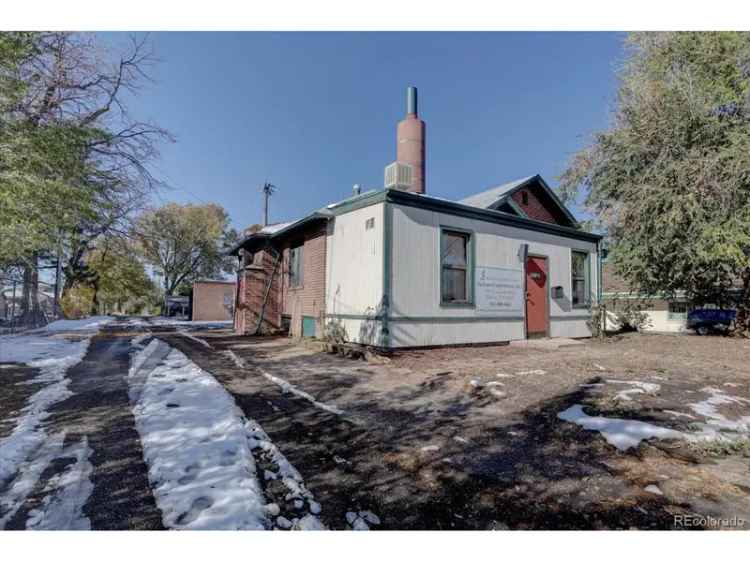 Single-family house For Sale in 3333, Colorado Boulevard, Denver, Colorado