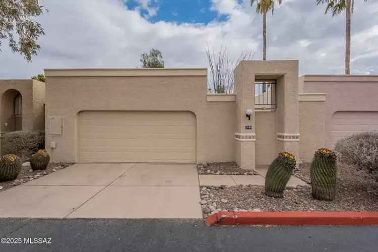 House For Sale in 2496, North Bay Drive, Tucson, Arizona