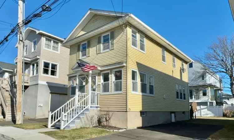 Single-family house For Sale in 32, Westland Avenue, Milford, Connecticut