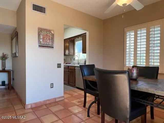 House For Sale in 1377, West Camino Calderon, Green Valley, Arizona