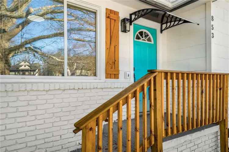 Single-family house For Sale in 853, Hargis Street Southeast, Atlanta, Georgia