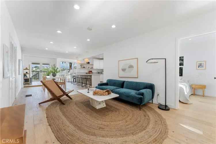 Single-family house For Sale in Los Angeles, California