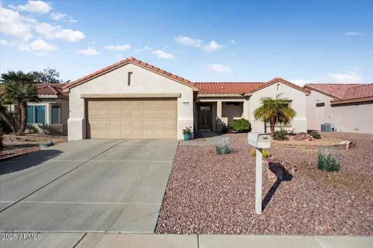 Single-family house For Sale in 16318, West Key Estrella Drive, Surprise, Arizona