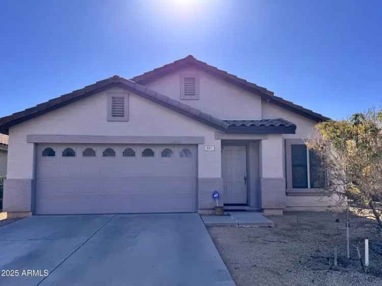 Single-family house For Sale in 881, East Appaloosa Road, Gilbert, Arizona