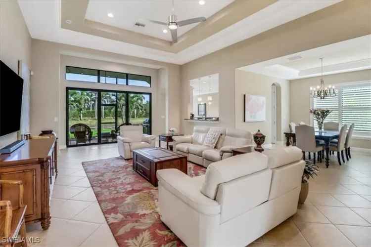 Single-family house For Sale in 23472, Sanabria Loop, Bonita Springs, Florida