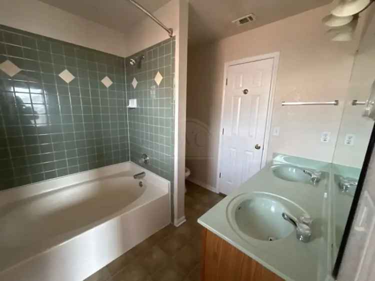 3 Bedroom 2 Bathroom Home for Rent in Killeen