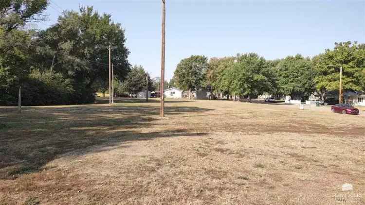 Land For Sale in 512, Southeast 6th Street, Abilene, Kansas