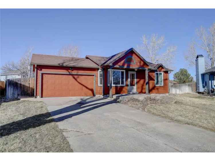 Single-family house For Sale in 5305, Willow Court, Castle Rock, Colorado