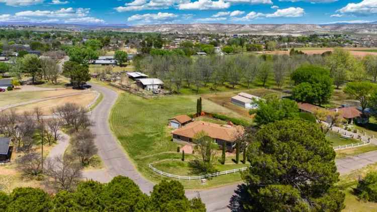 Single-family house For Sale in Camp Verde, Arizona